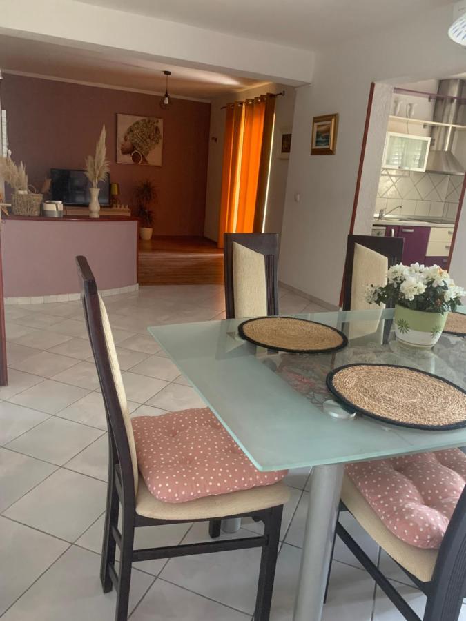 Cherti Apartment *